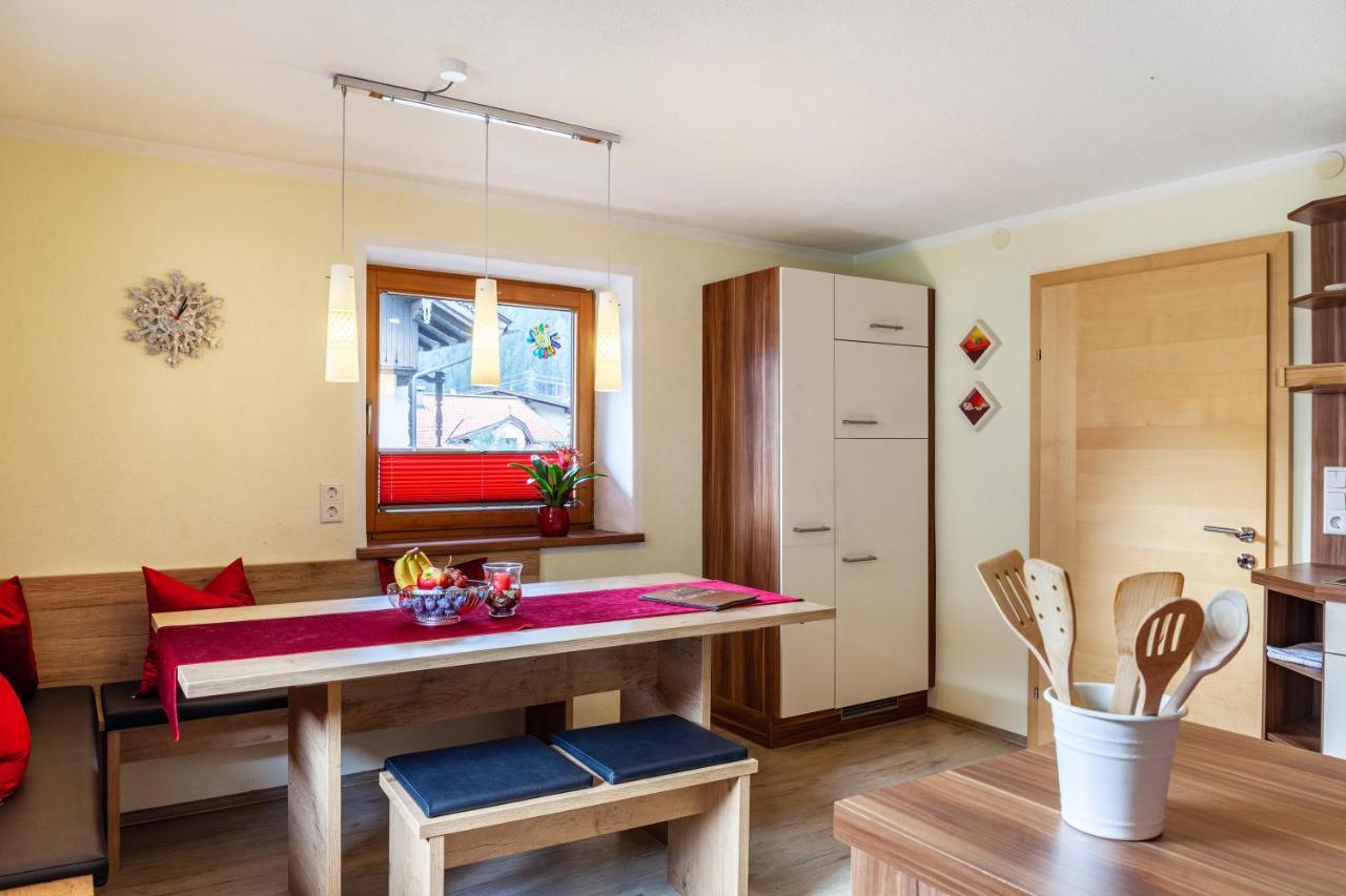 Ferienwohnung Galerie Kaiser 迈尔霍芬 外观 照片