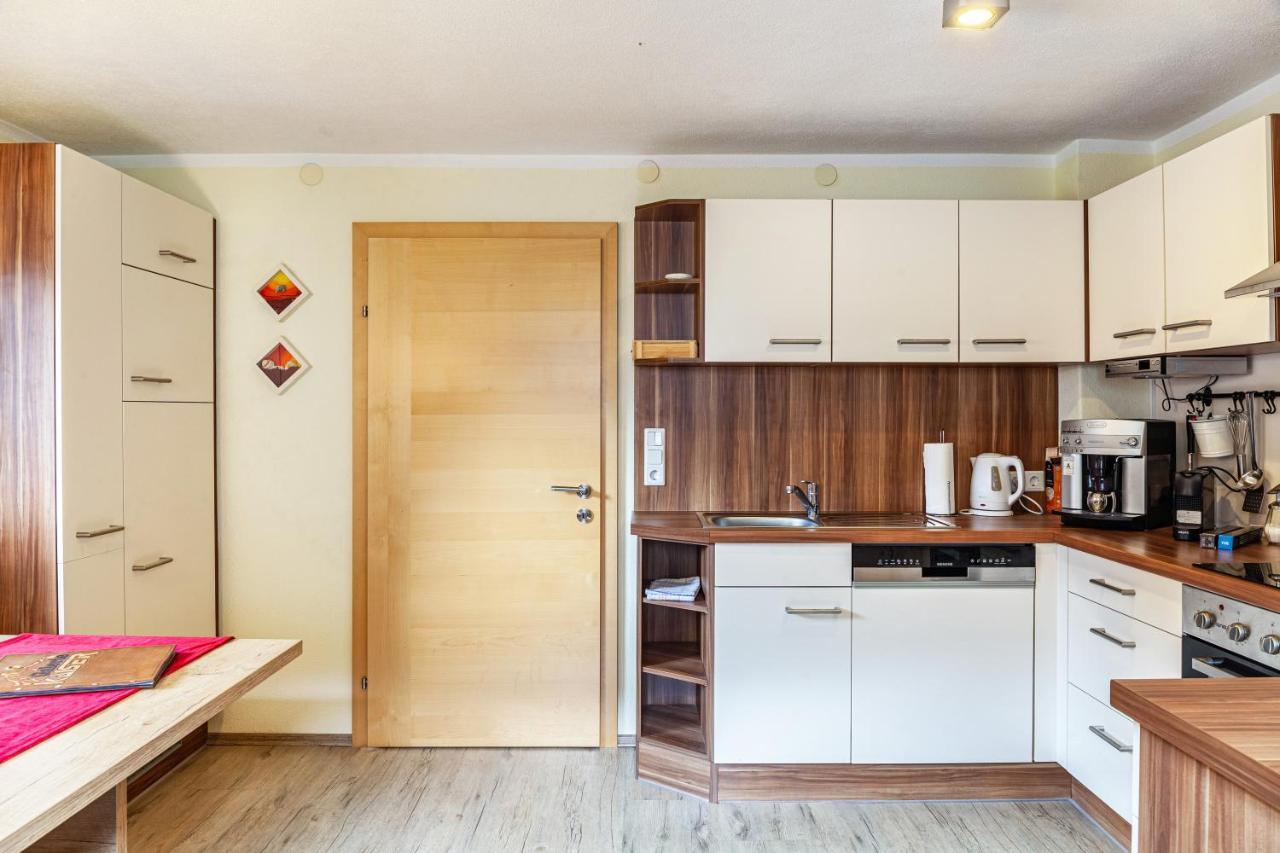 Ferienwohnung Galerie Kaiser 迈尔霍芬 外观 照片