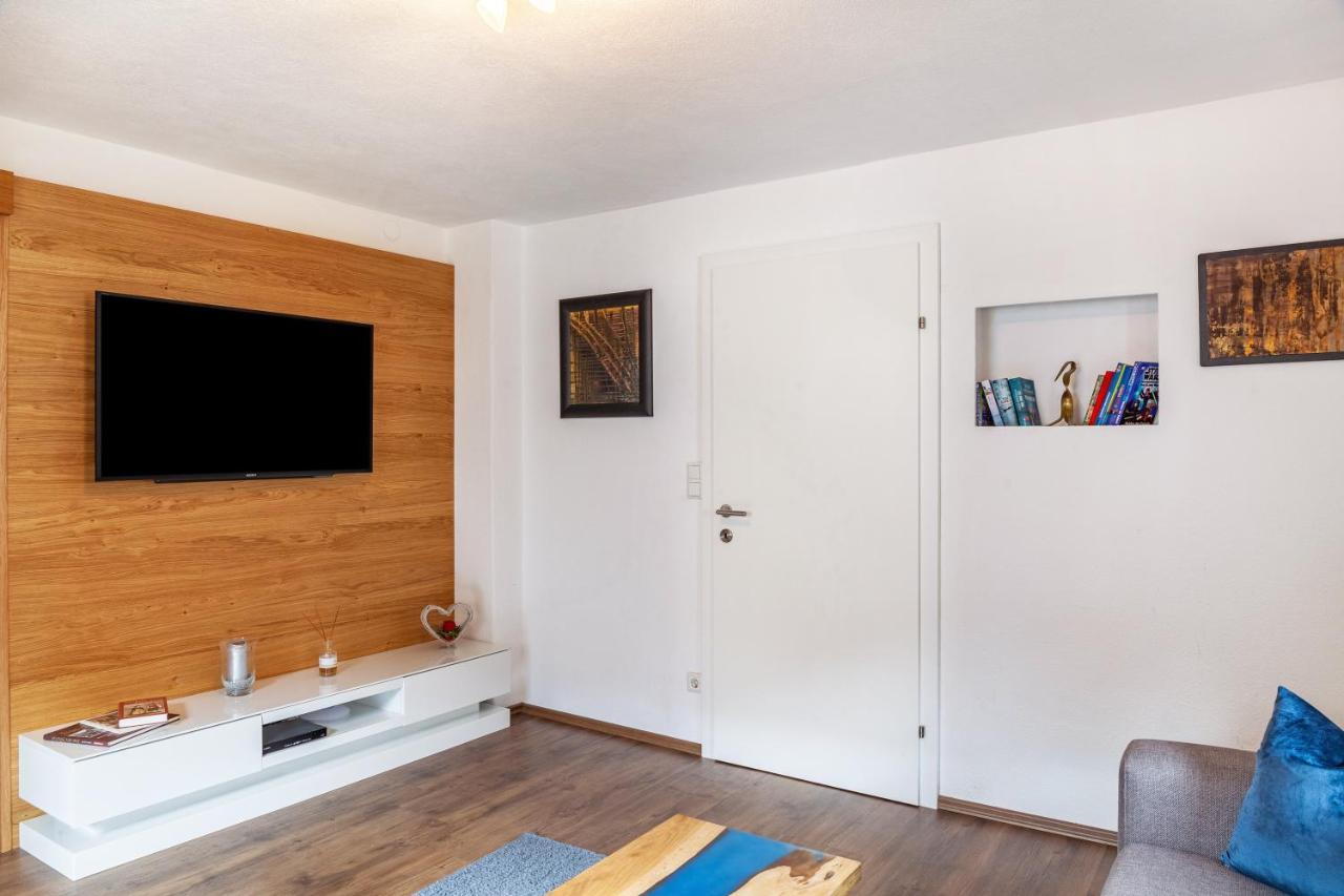 Ferienwohnung Galerie Kaiser 迈尔霍芬 外观 照片